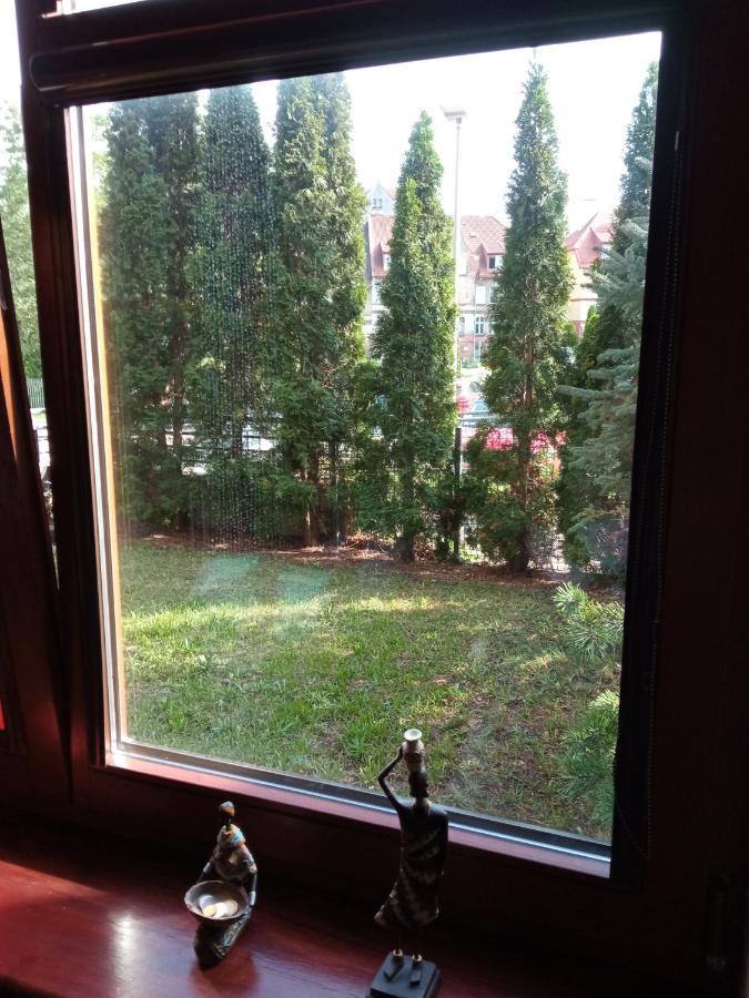 Niewielki Pokoj Jedno Lub Dwuosobowy W Duzym Mieszkaniu W Gdansk Wrzeszcz Ul Smoluchowskiego Kolo Akademii Medycznej - Cooliving Kültér fotó
